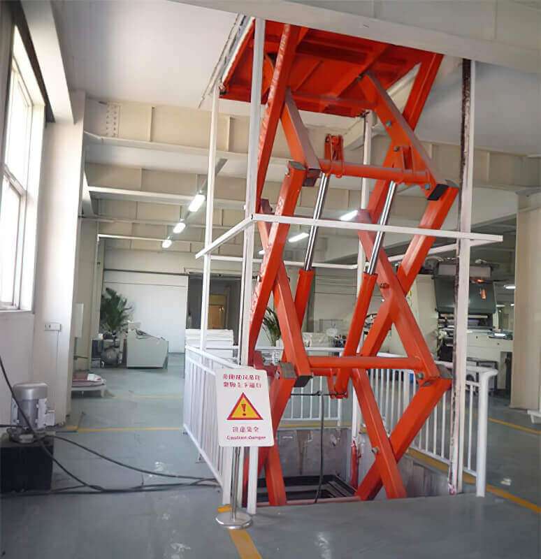 Customized Cargo Scissor Lift With Guide Rail Gigapixel Scale